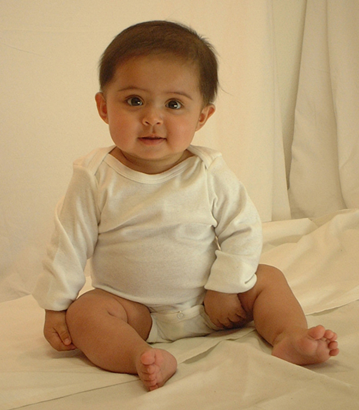 Bambini Long Sleeve White Onezie 3 Pack